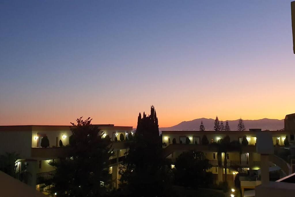 Luxury Apartment-Studio In Marbella! Luaran gambar